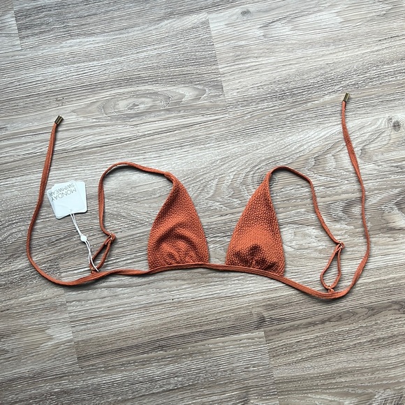 Monday Swimwear Barbados Bikini Top - Picture 2 of 9